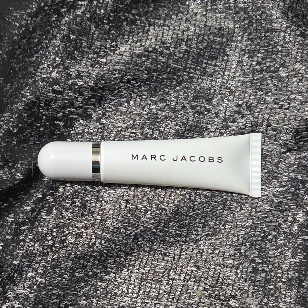 Marc Jacobs Under(cover) Blurring Coconut Face Primer – 31 Blur-Fection NEW